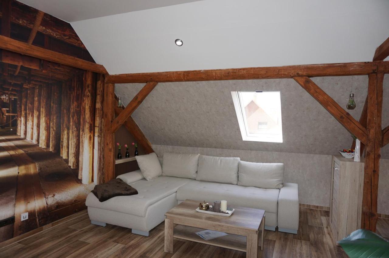 Außergewöhnliche Dachgeschosswohnung Königslutter am Elm Exterior foto