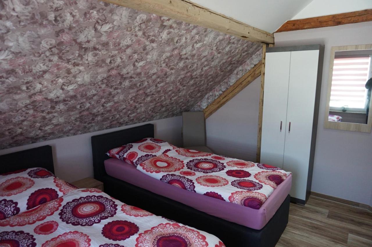 Außergewöhnliche Dachgeschosswohnung Königslutter am Elm Exterior foto